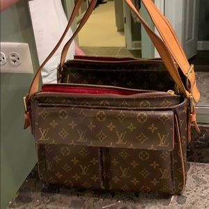 Louis Vuitton shoulder handbag